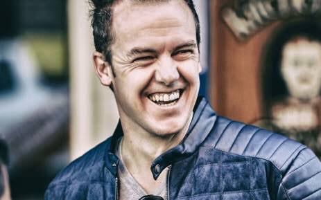 947's tweet photo. Farewell, champ @WhackheadS❤️ Thank you so much for every single moment of your brilliance across the airwaves🙌🏽 You're a legend! We wish you well in CT... Keep shining. What a professional and an inspiration! Thanks for the copious amounts of laughter😉 #947XpressDrive https://t.co/eJdAwEXf9e