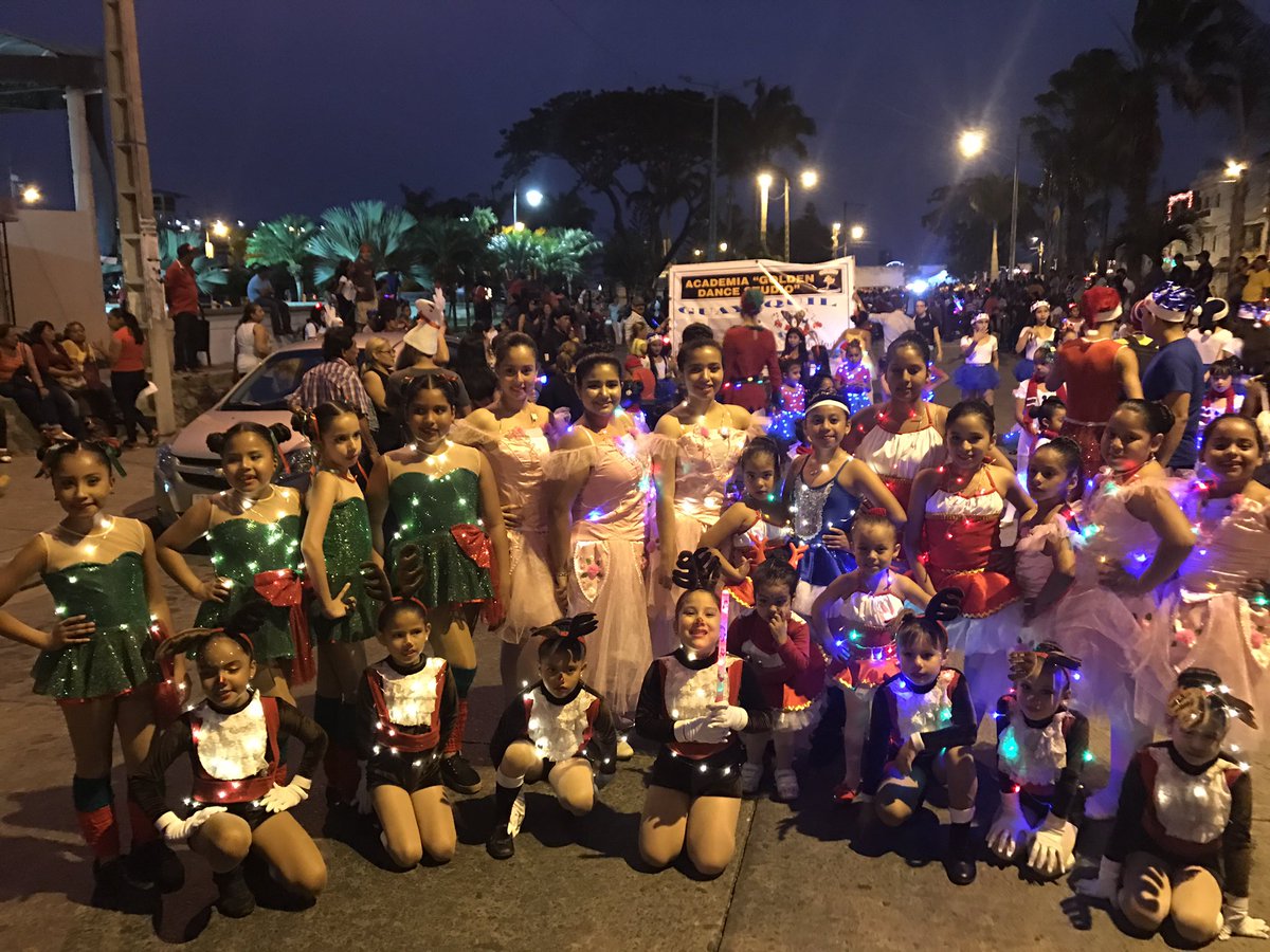 CCCEV_titi's tweet photo. FESTIVAL FANTASÍAS EN NAVIDAD SAB. 23 DE DIC.🎄JORNADA ARTÍSTICA DE TALENTO, EMOCIÓN Y SORPRESAS PARA TODA LA FAMILIA DEL #CCCEV 💕@La_titip https://t.co/V7mPUU6y4z