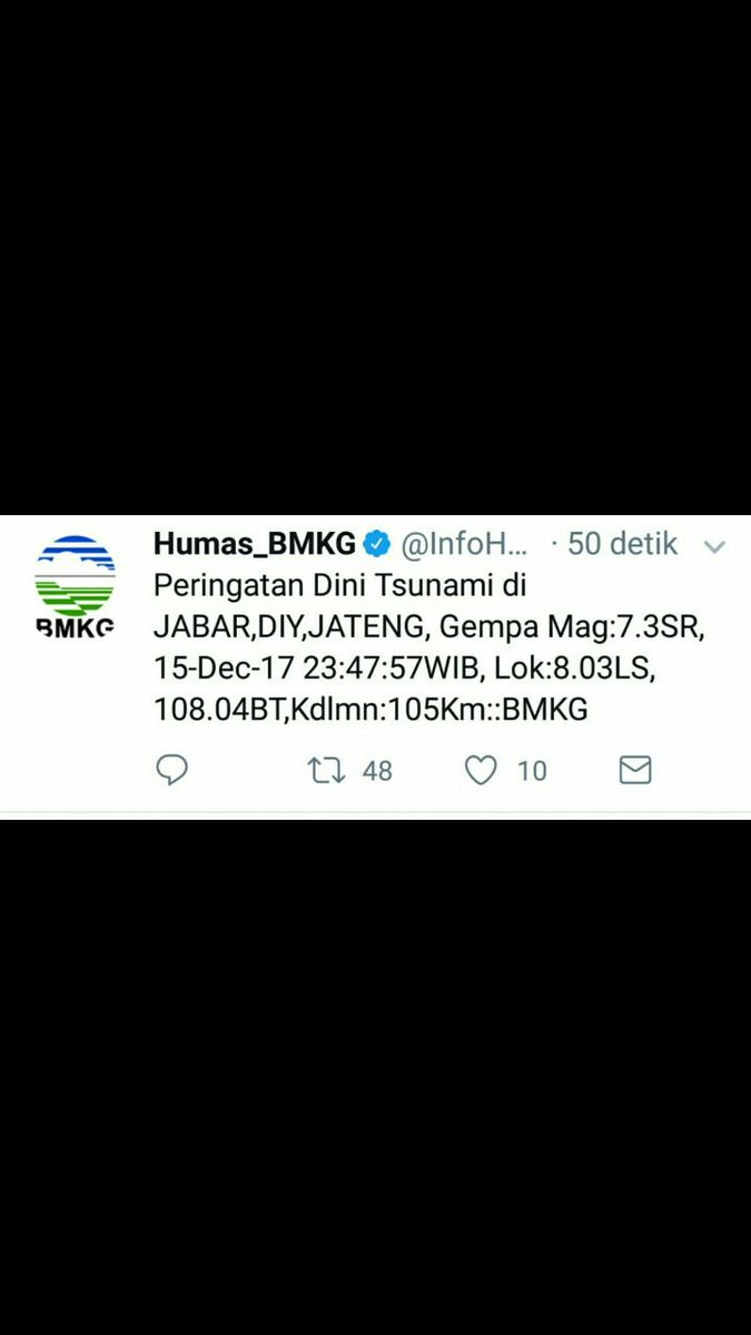 5iiMas's tweet photo. Ya Allah semoga sllau dalam lindunganmuu  😖🙏🙏🙏 https://t.co/eEj27jkJIn