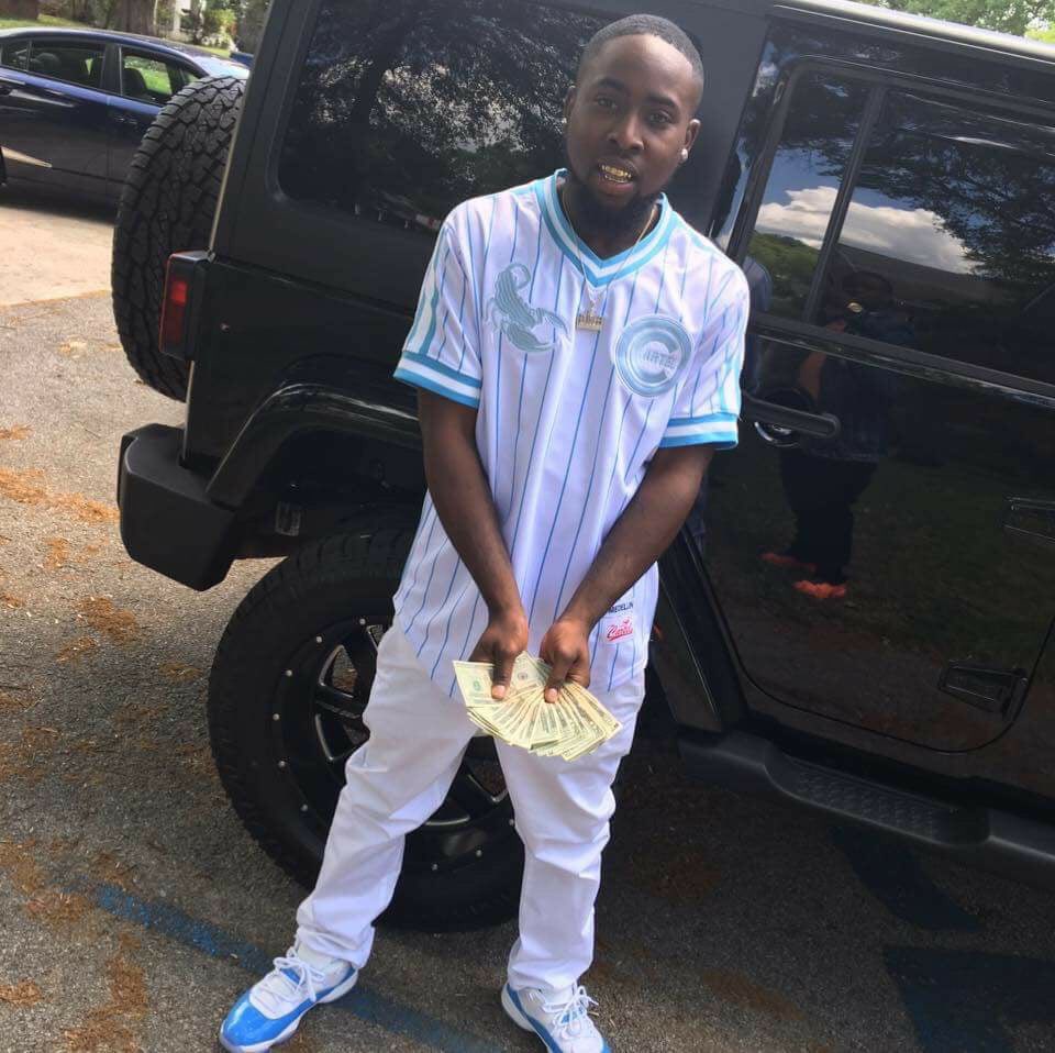 kingquez_1k's tweet photo. Took A Brother This Time 😤😩💔 #RESTUPBROTHER #LongLiveDebo 🙏🏾 https://t.co/RRrHRqEjIy