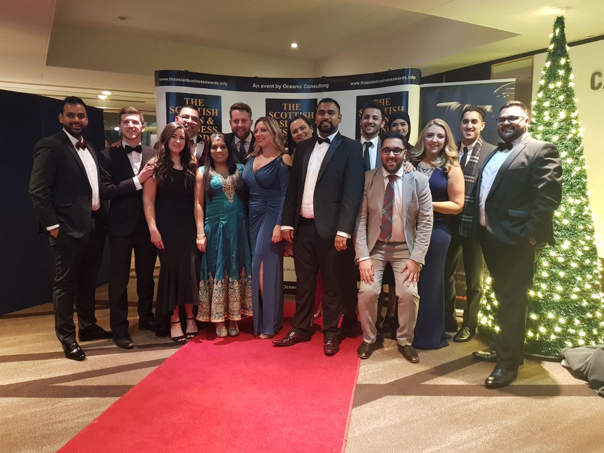 SangheraMandy's tweet photo. Fantastic evening had by all!! Thanks #asianbusinessawards #eracscotland @allyson_bennie @MohsanHussain @nadia_jav1 @GrahamAndoErac https://t.co/WmTQ7cw9xk