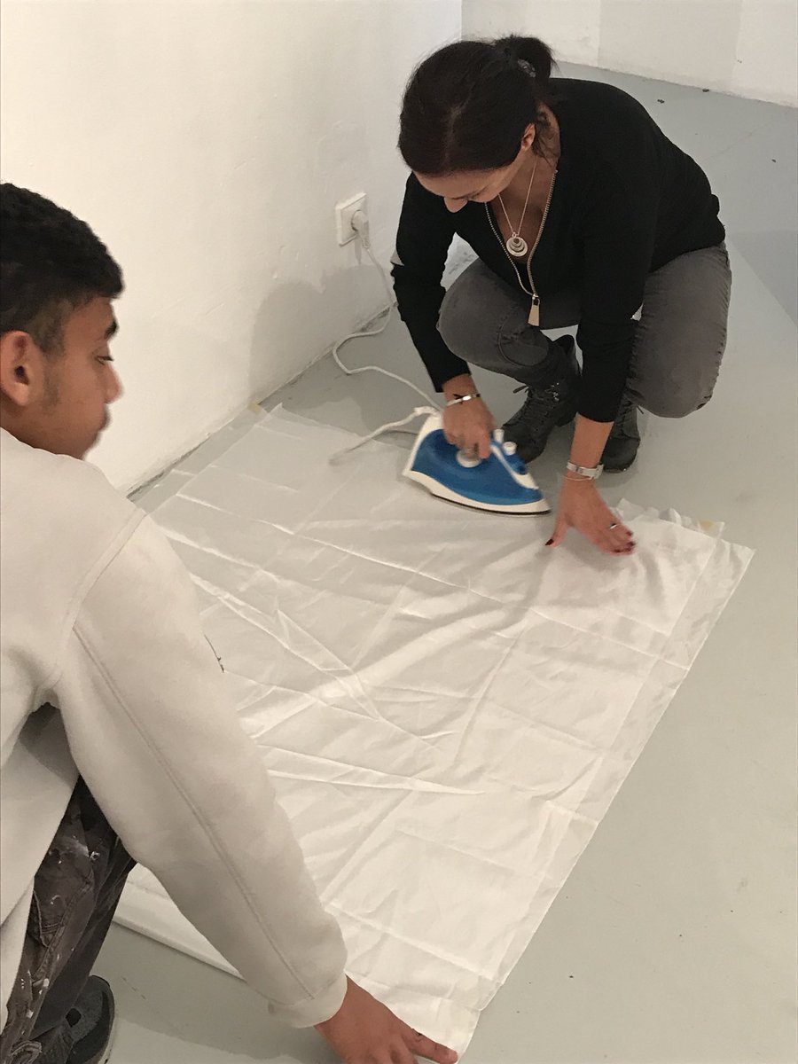 JR_Arts_06's tweet photo. Felicitations à tous 👏🏼👏🏼👏🏼👏🏼Les élèves leurs professeurs et l’équipe de l’espace de l’ @art_concret /les élèves sont au centre d’un projet réussi coconstruit qui leur permet d’apprendre et les met en valeur/ https://t.co/4Mt0kzVcrk