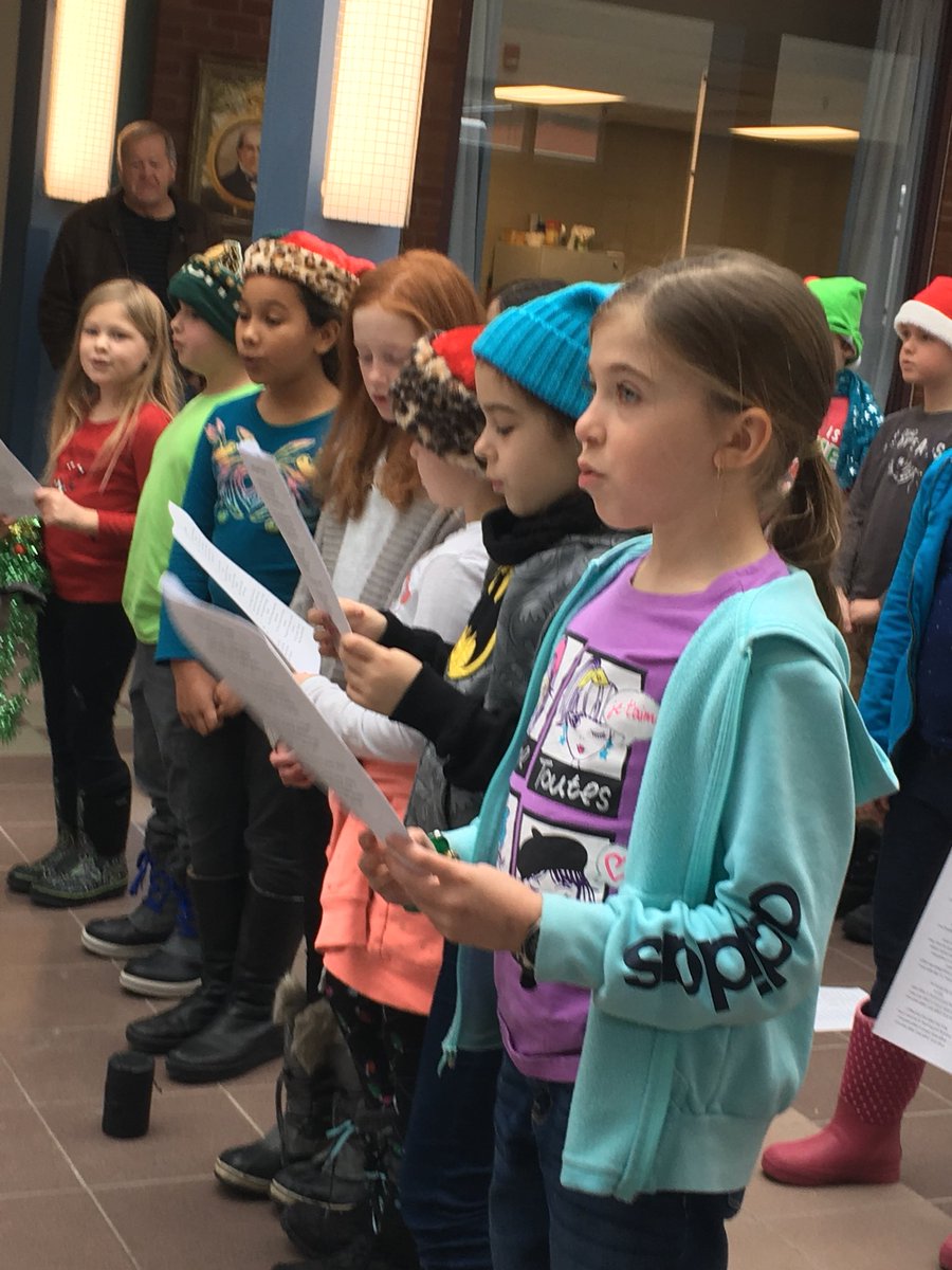 Mrs. Kennedy tweet media