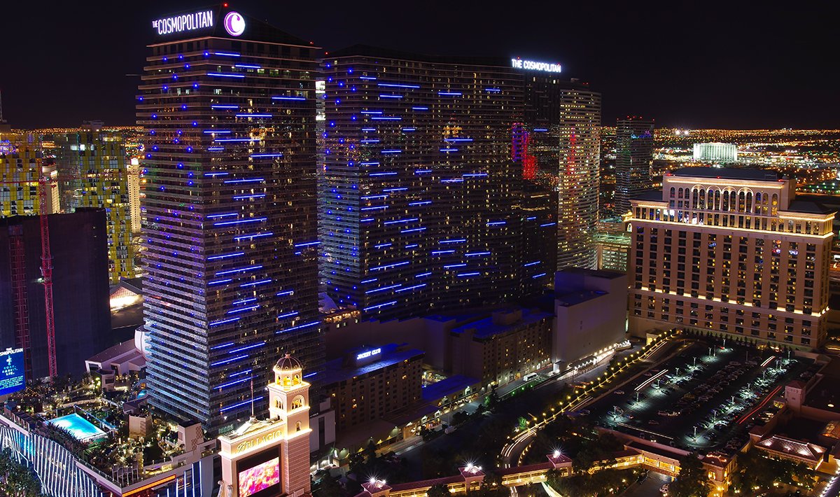 MicroStrategy's tweet photo. We can't wait to celebrate 2018 with our customers at @MicroStrategy World, 1/15 - 1/17 in Las Vegas! Just a reminder that the event room block at The Cosmopolitan is closing soon (12/20). Get the special rate here: https://t.co/cANZabfjxS #analytics18 https://t.co/g7nTEOCrwz
