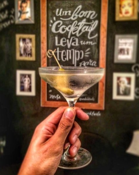ChivasGraduates's tweet photo. Cheers to the weekend from Tiago in Brazil! #chivasgraduates https://t.co/Bs4jtc5fcZ
