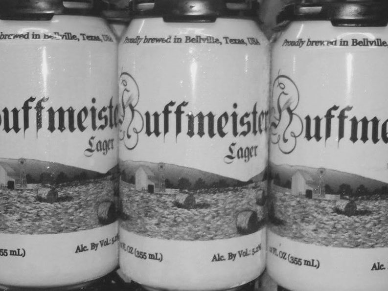 HuffBrewingCo's tweet photo. In charge of beer for the season's first family Christmas party...
and done.
#FridayFeelings #friyay #craftbeer #txcraft #ChristmasWithTheFam https://t.co/xDHiSAA5QS