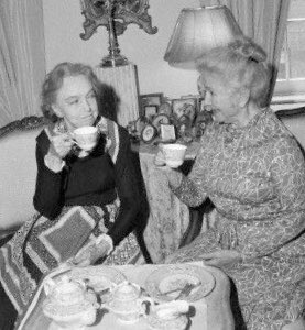 SilentRevue's tweet photo. Miss Gish and Helen Hayes. #InternationalTeaDay https://t.co/4BGdJD0q9i