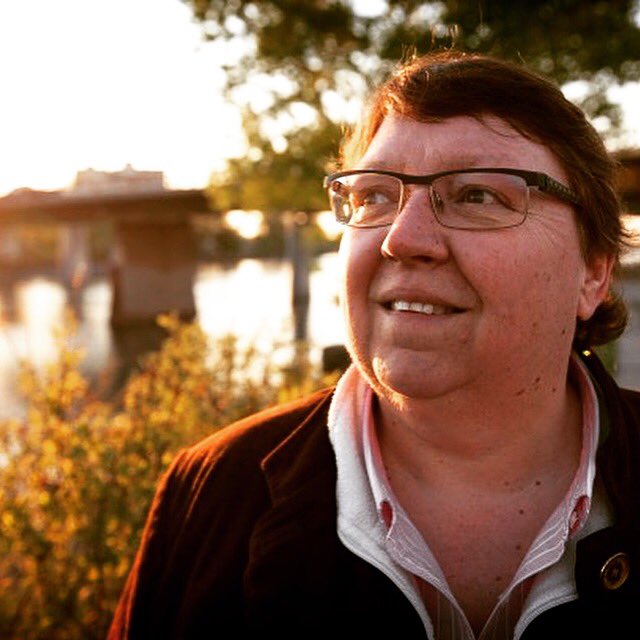 What was #YYC's first pride parade like for the brave Calgarians who marched to City Hall demanding equal rights back in 1991? Read Nancy's (<a href="/evolutionNM/">Nancy Miller</a>) story: instagram.com/p/Bcu1wX4BGQv/