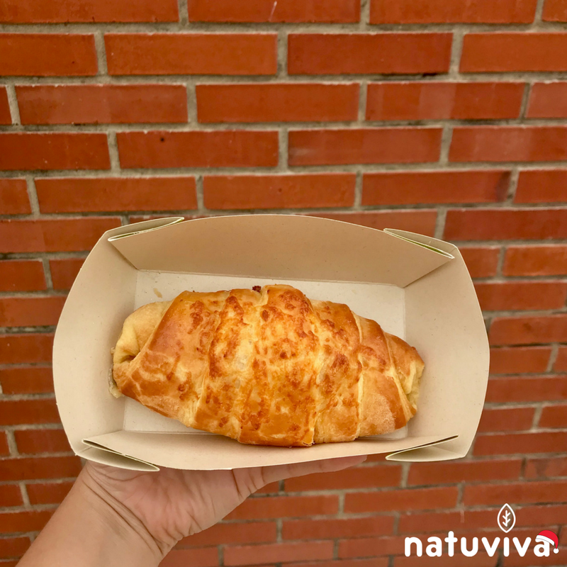 Natuvivapty's tweet photo. ¿Y tú, ya probaste nuestro croissant de queso casero? Disfrútalo en nuestros #NatuShops. 
#natuviva #panama #comidaescolar #comidacasera #colegiosanagustin #somoscrp #balboaacademy https://t.co/RmqGSAA2Sf