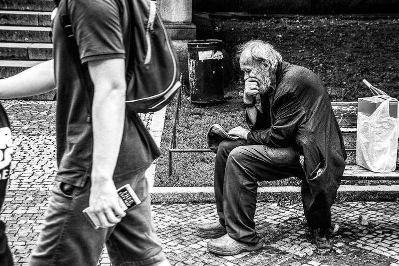 Galdrific's tweet photo. Prague
.
.
.
.
#igerspraga #igerspraha #praga #czech #czechrepublic #czechrepublik #czechoslovakia
#streetphotographer #streetphotography #urbanphotography
#urbanexploration
#streetlife_award
#blackandwhiteonly #blackandwhitechallenge
#bw_instantscatche… https://t.co/Lrr6sFCHq4 https://t.co/mI6667e1Ay