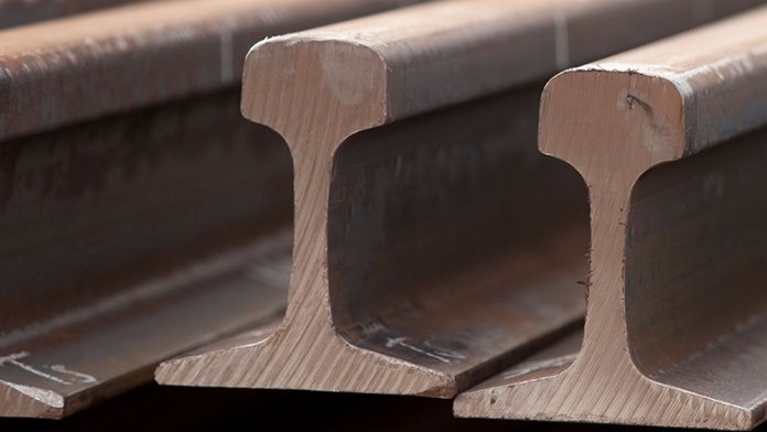 LibertyGFG's tweet photo. @LibertyOneSteel awarded the contract to supply the first section of the Australian Inland Rail infrastructure project. https://t.co/SKhZovydC2 https://t.co/JUscjA1I7D