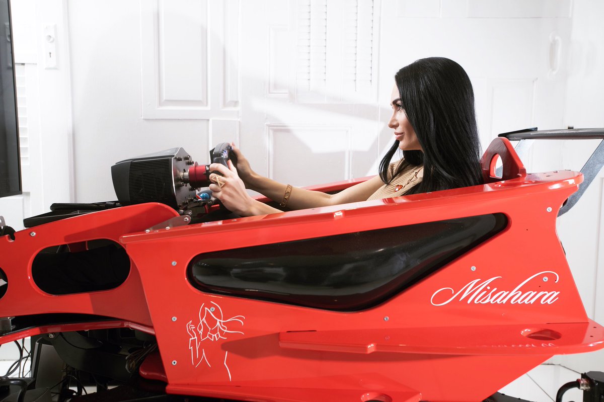 Come to the Misahara boutique today through Sunday at <a href="/theplazahotel/">The Plaza Hotel</a> to try on stunning jewels and experience the Ferrari Simulator! 🔥💎<a href="/MariaEValentino/">MARIA VALENTINO</a>