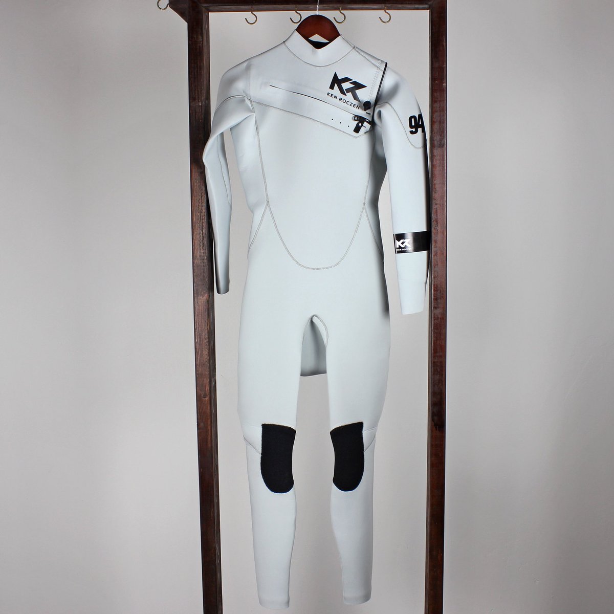 Full on custom for <a href="/KenRoczen94/">Ken Roczen</a>