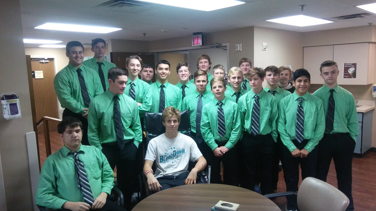 ChristensonCC's tweet photo. What a great day! G, you look awesome man! Cant wait to have you back at school! https://t.co/oldOaAOpFV