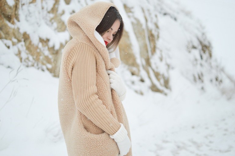 TodaysVegan's tweet photo. Not down with down? You don't have to be to stay warm and look great! Take a look at these vegan-friendly winter coats -> via @vildamagazine https://t.co/uxlEeHDLCc #vegancoats #veganfashion #saynotodown #crueltyfreefashion https://t.co/fYNuqYUQOG