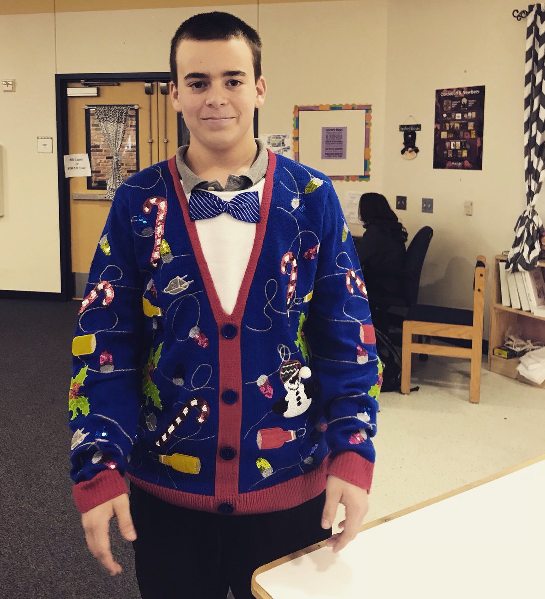 WarrenMSLibrary's tweet image. Did you wear your ugly Christmas sweater today? #nationaluglychristmassweaterday2017 #forneyreads #forneyconnects #warriorway