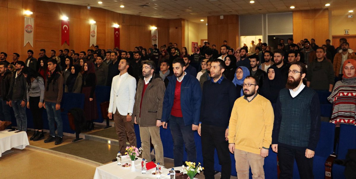#Muş ‘ta Üniversiteli Aktif Gençler Topluluğu (<a href="/uniAK_Mus/">ÜniAK Muş</a>) 22 takımın katılımıyla münazara turnuvası düzenledi🗣👏🏻
<a href="/mecertas/">Melih Ecertaş</a>