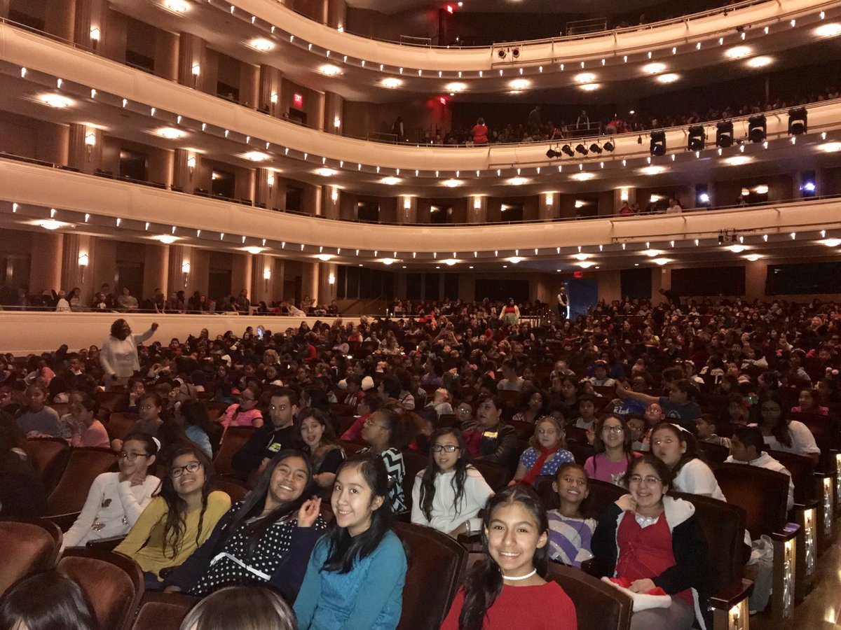 NVBallet's tweet photo. One of our favorite parts of The Nutcracker is hosting a special matinee performance for the students of our GO MOVE DANCE program. Today, over 1,000 students had a great time watching Act One of The Nutcracker at @SmithCenterLV! #NVBallet #NBTNutcracker #GOMOVEDANCE https://t.co/sGYb5Z2APa