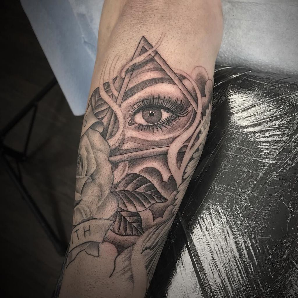 Teasr Tattoos Arts gap fillers on this sleeve in progress cant go wrong with skulls lol love em Thanks for looking Facebook #22 Teasr Tattoos Arts gap fillers on this sleeve in progress cant go wrong with skulls lol love em Thanks for looking Facebook