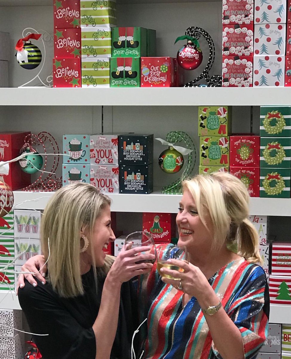 cotoncolors's tweet photo. Oh you know just celebrating opening up our newest flagship store in Atlanta ❤️ Find us in Buckhead! P.S. Retweet so all of your friends know too! https://t.co/sDL36Vgij4