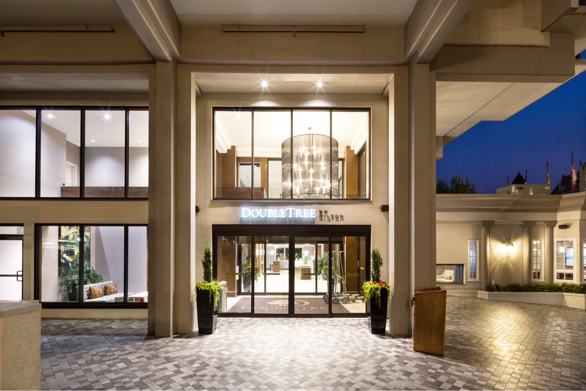 DoubleTreeVic's tweet photo. Do you have plans of visiting Victoria in the New Year? Check out all our special offers and book your room now! More info here: https://t.co/GiF0OJuWAw #doubletreevic #yyj #hotel https://t.co/LoKCcvE86u