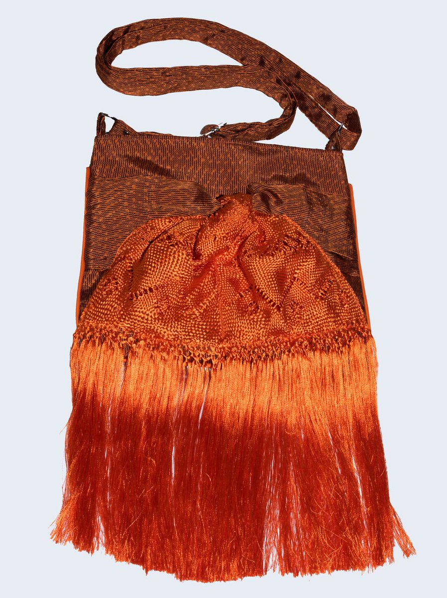 <a href="/aida_walls/">Aida Walls</a> ofrece #ropa con cortes modernos y #accesorios con #textiles tradicionales de México.

Dentro de <a href="/BazarFUSION/">bazarfusion</a> del 15 al 17 de DICIEMBRE +INFO: goo.gl/VAzaqe   #AúnEstásATiempo