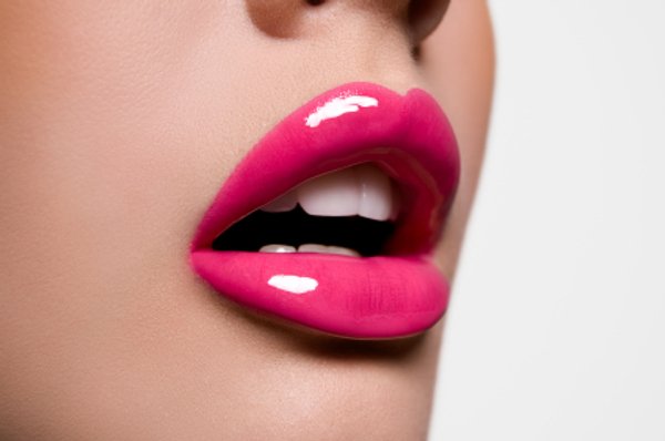 shilpiagrawaal's tweet photo. Shop clean, #natural and organic #lipsticks & crayons in-store or online with free #worldwide delivery, free sample, offer and #gift with purchase.
Visit - https://t.co/xXoON3lA0S
#beauty #blogger #ilia #colours #absolution #colorisi #axiology #fashion #lifestyleblogger #India https://t.co/Xk0aOPtuKZ