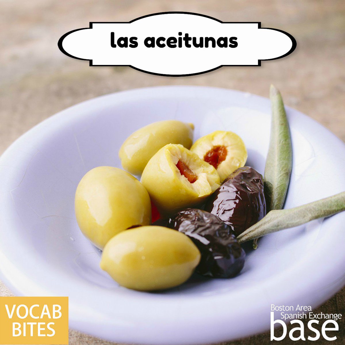 baseboston's tweet photo. las aceitunas = olives
Como dice Silvio Rodríguez, "cuando quiero aliviar mi locura sólo me calma comer aceitunas".
#spanishboston #spanish #boston #español #baseboston #learningspanish #vocabbites #food #olives #aceitunas https://t.co/jXFitaufsE