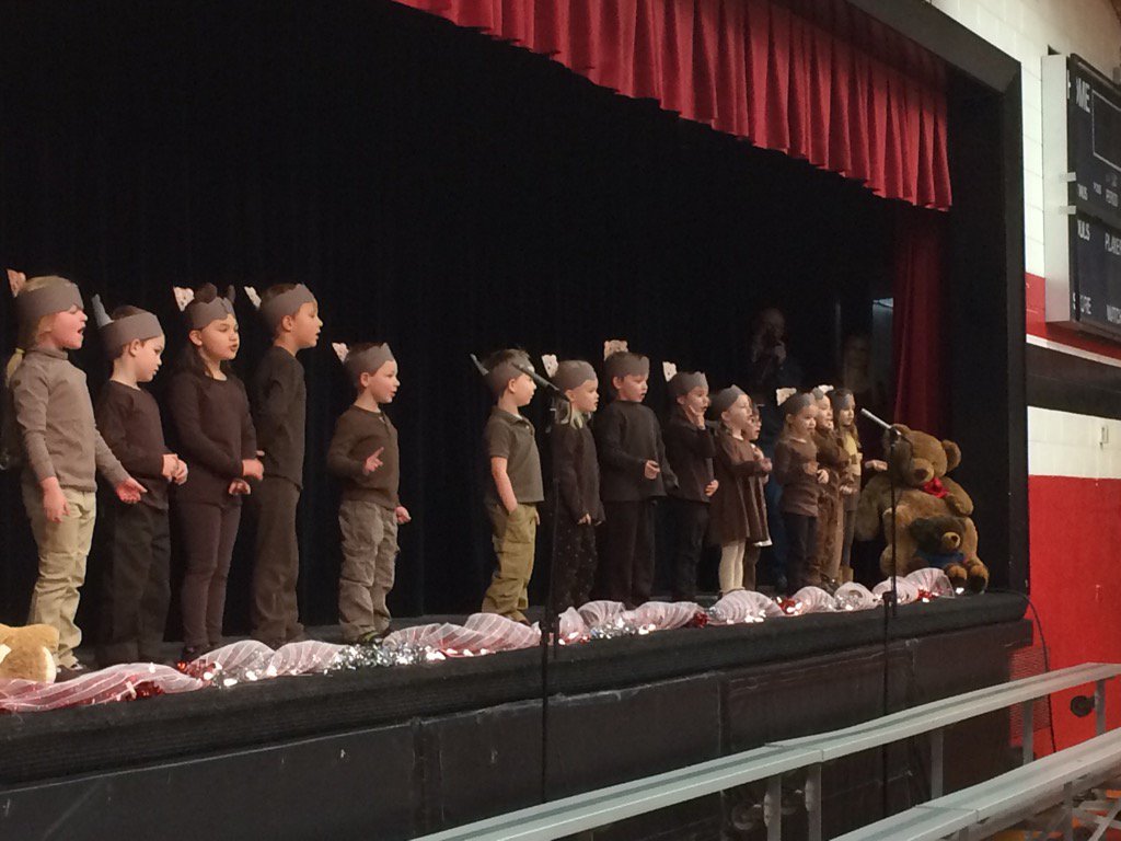 GoStockbridge's tweet photo. Stockbridge friend performing for our Holiday concert! #stockbridgepride https://t.co/rXpiGCoJ3w
