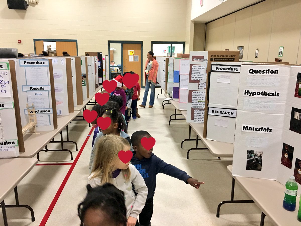 mrs_cookesclass's tweet photo. How exciting to see all of the science projects today! It was especially cool to see our own work on display! #wsfcsscience @DiggsLatham #DLESFocus https://t.co/ZzR02eHGxK