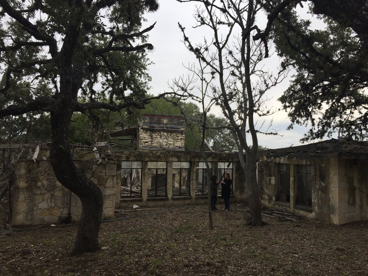 billy_navin's tweet photo. We had an amazing special private tour through currently unavailable Nathan Kallison Ranch Facilities (early 1900s) in Government Canyon.  Thank you Park Ranger Koepke we look fwd to partnering with you &amp; Govt Canyon #LivingHistory #futurefieldtrips  #LeadtheCharge @NISDKallison https://t.co/EQjXan1xzY