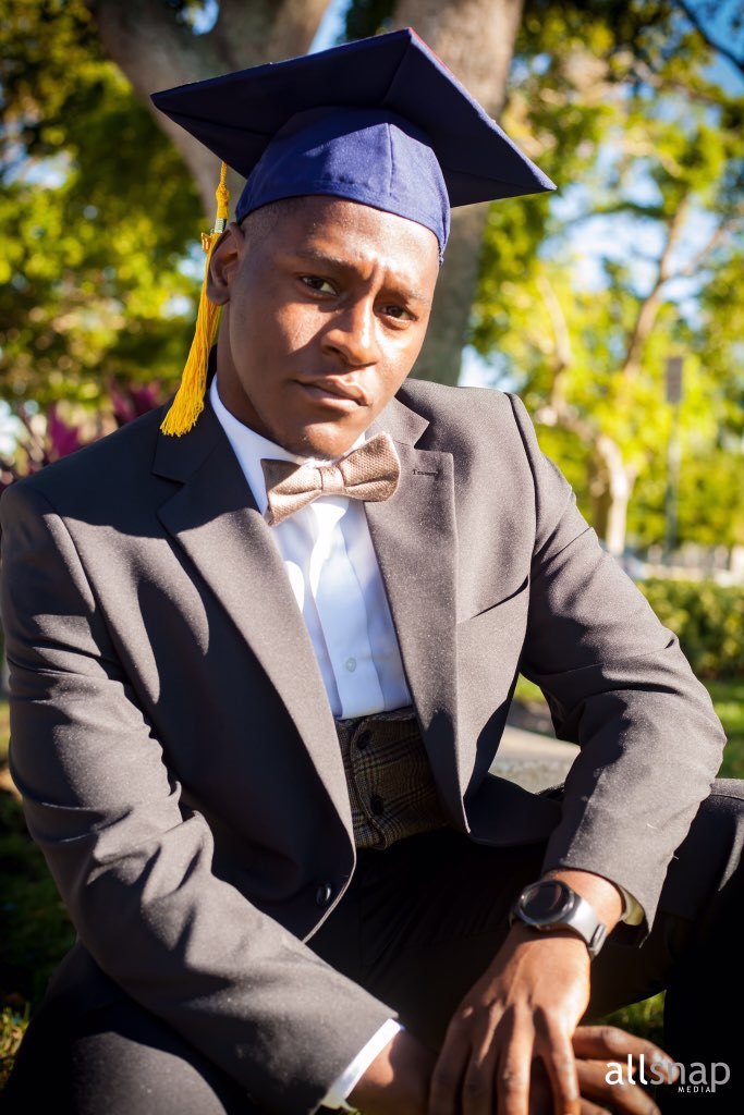 FAUalphas's tweet image. Congratulations to Brother Stanley Saintelus on graduating with his Bachelors of Science in Biological Sciences with a minor in Psychology. Your bright mind and indomitable spirit will take you far! #FAUAlphas #LLUT #FAUGrad