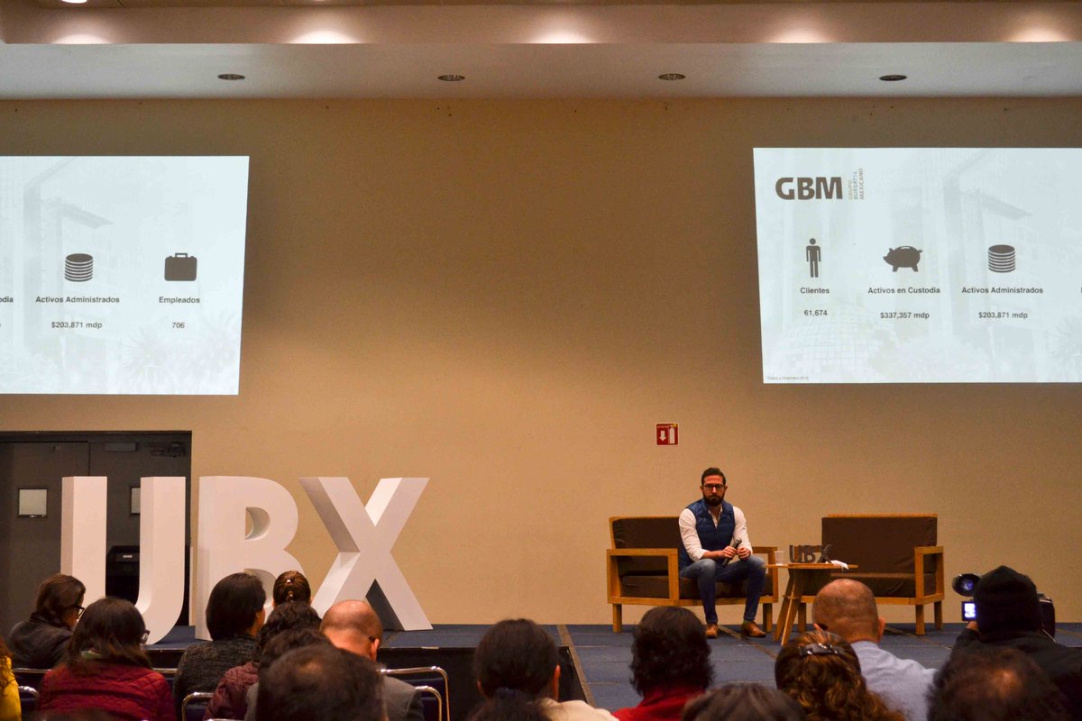 UBXSummit's tweet photo. #DigitalInnovation &amp; Fintech, fue el tema principal de Javier Martínez en el #UBXSummit, director de #GBM Digital. https://t.co/ORZ2bbXBLT