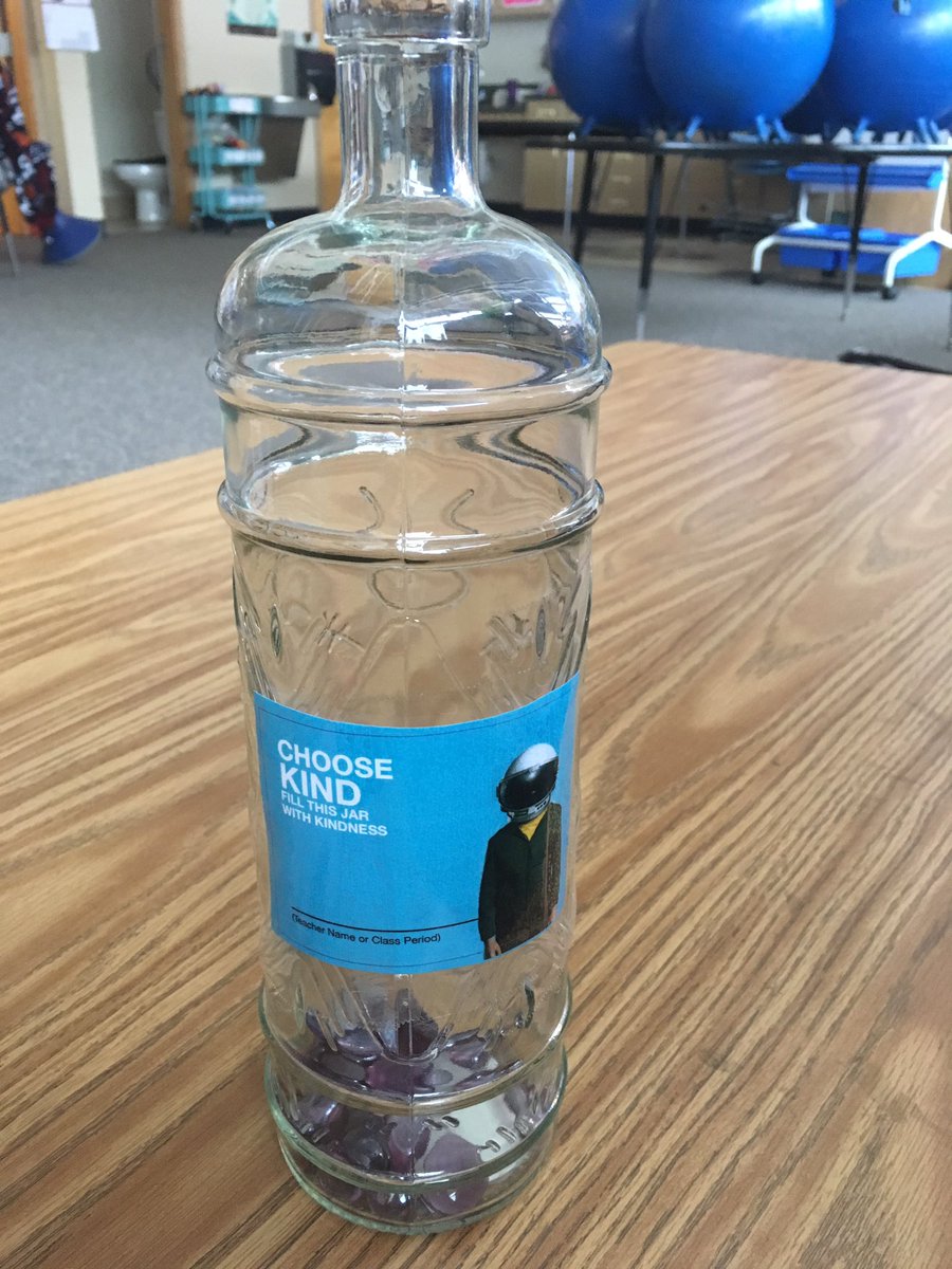 SkiLawson's tweet photo. We began our Kindess Jar today! The third graders  love sharing how others are doing acts of kindness to fill the jar! #choosekindness https://t.co/xsIdXdTvIm