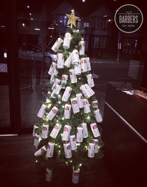 TilsBarbers's tweet photo. It’s beggining to look a lot like Christmas #tilsbarbers #chadwellheath #barbers https://t.co/0sRzHSTouu
