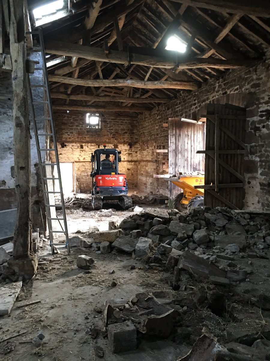 HGConstruct's tweet photo. Barn conversion in #harrogate underway https://t.co/VbKLOC3Fme
