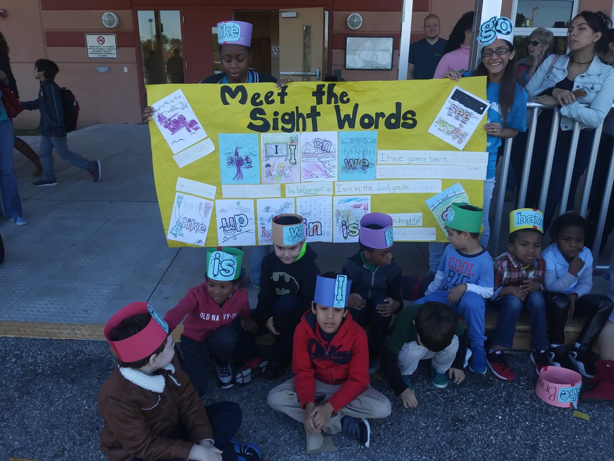 myexceptionalpk's tweet photo. We had a blast at the #characterparade @hiddenoaksES today! #meetthesightwords https://t.co/eZcezhiT53
