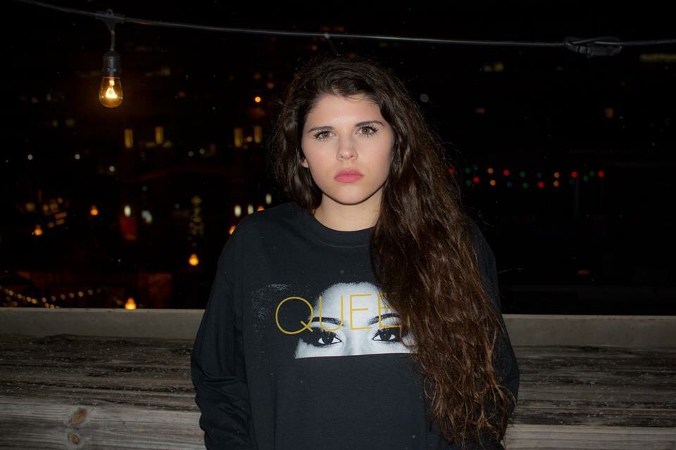 _QueeninJeans's tweet photo. The QUEEN shirts are here‼️‼️‼️ Head to the link in bio to purchase! 😀 https://t.co/zOj8DhyMM7