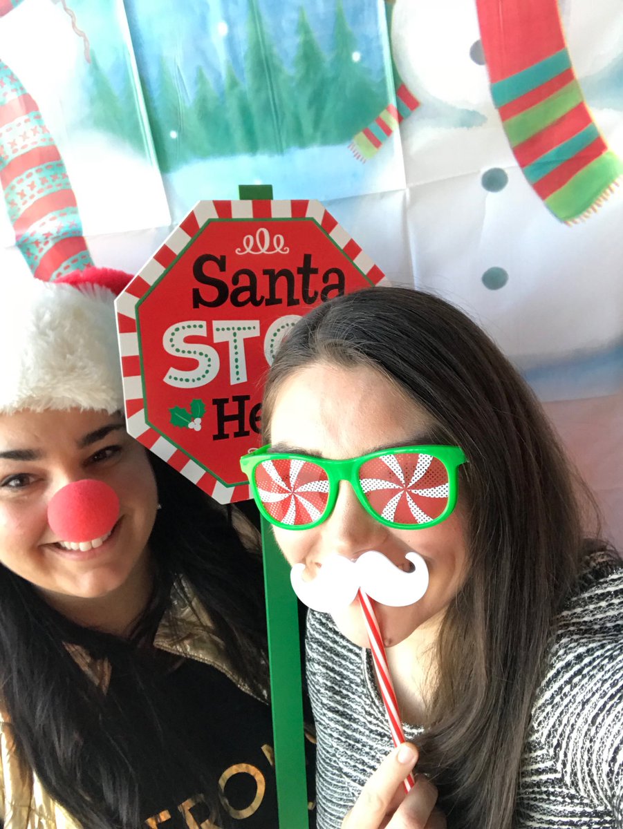 MAllenEdPlus's tweet photo. @EducPlus Holiday Part starts in t minus 20 minutes! #edpluswintergames https://t.co/MDY3hqGCwn