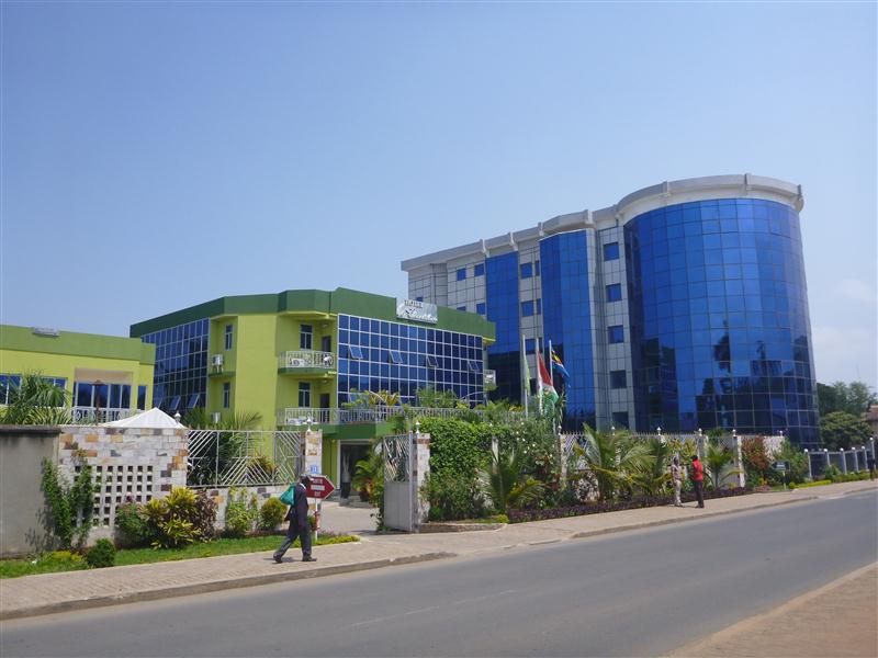 Claudenshim's tweet photo. #Burundi @MairieBujumbura 
@hotelclubdulac , Star Hotel 
Le Chandelier, Hôtel Dolce vita Ressort will make delegates of @COMESA20th feel comfortable
#kazecomesa20
@comesa_lusaka 
#20thComesaSummit https://t.co/Wa6ODIMq1l