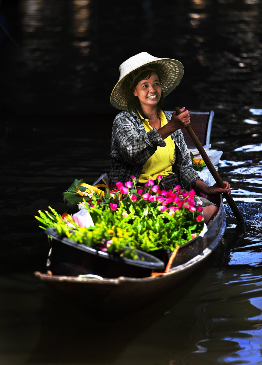 WIXSQUARED's tweet photo. With 5 floating markets in and around #Bangkok let us show you our favourite one away from the tourists. #floatingmarket #wixsquared #thailand #damnoensaduakfloatingmarket #amphawafloatingmarket #talinchanfloatingmarket #khlonglatmayomfloatingmarket #bangnamphuengfloatingmarket https://t.co/Ycb7mZyNEj