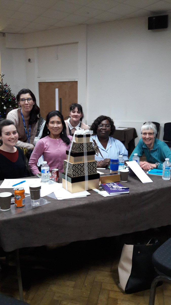 CUH_TVNTeam's tweet photo. Awesome link nurse day today! #endofyear #nearlychristmas #quiz #puchallenge and bandage challenge #pointsmakeprizes https://t.co/nGhqwgyJXI
