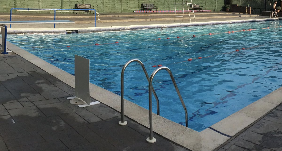 LidoGuide's tweet photo. Day 15 of #lidoadvent features what just might be the only pool to offer an open fire to warm swimmers in the winter…
https://t.co/ueteWvqOs0 https://t.co/CeAV2hJyhT