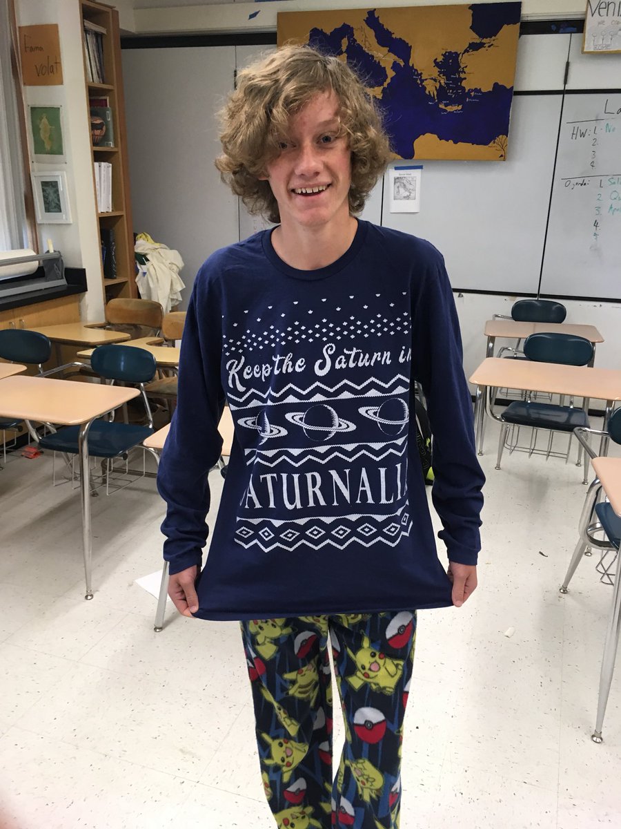 More pictures from the Saturnalia party!  <a href="/mhsjcl/">Miramonte Latin Club</a> <a href="/CaliforniaJCL/">CAJCL</a> <a href="/MiramonteHS/">Miramonte High School</a> #miralatin
