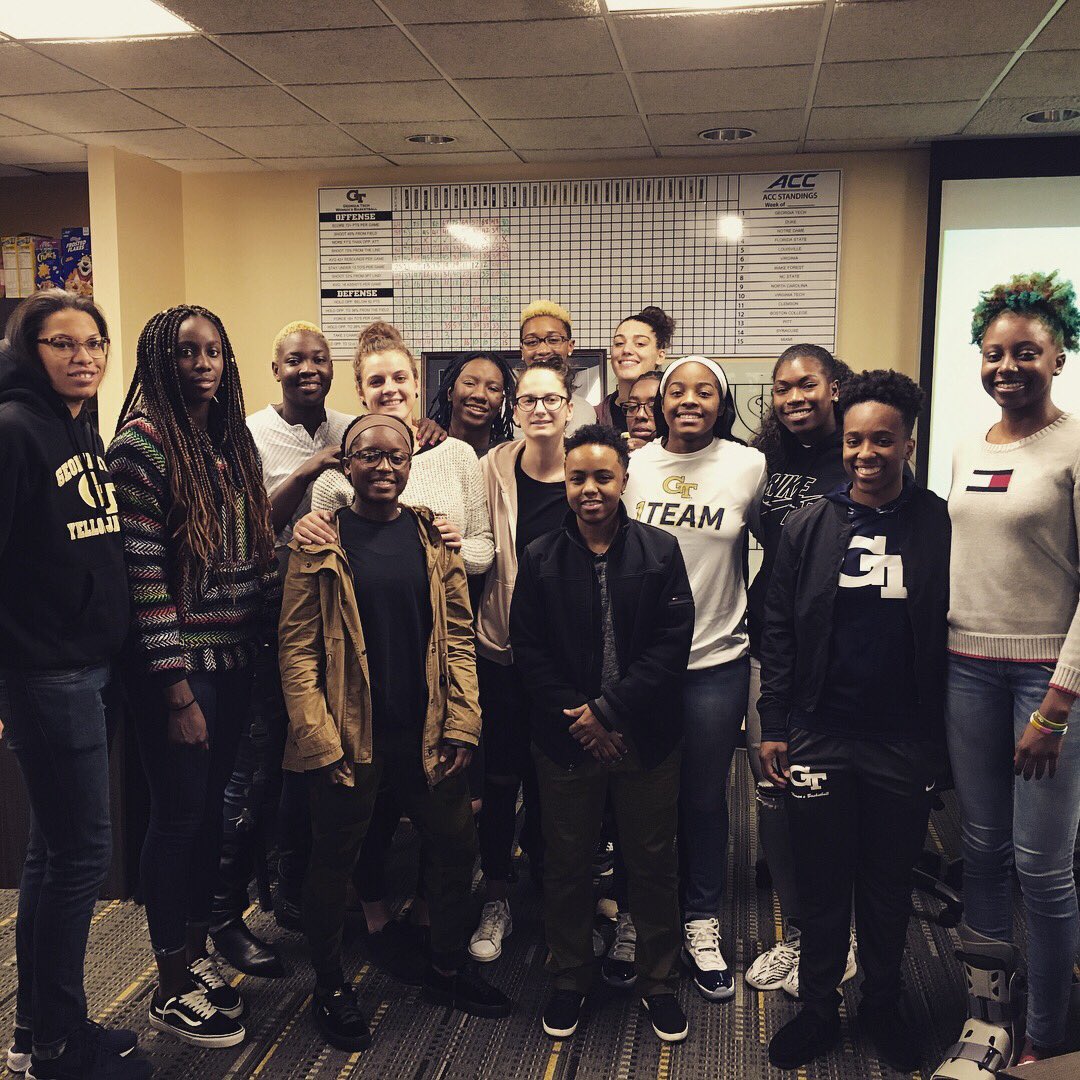 GTWBB's tweet photo. Congratulations to our newest graduate...with her Masterβs!! Weβre so proud of you Cha! π #TogetherWeSwarm #SheGotOut https://t.co/RqKtReIwkH