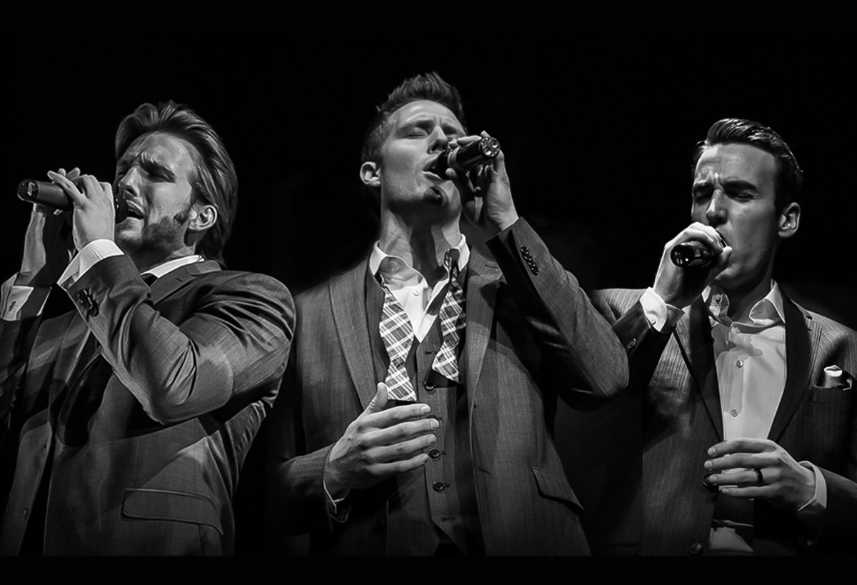 PACGrapevine's tweet image. There is a new kind of energy in the Palace Theatre, stop by and check out GENTRI with their Christmas show "Finding Christmas." You might just fall in love with their dynamic sound and fresh vocals. Shows at 7:30 p.m. Dec 15 and 16. Tickets: ow.ly/yvXe30hg0nC