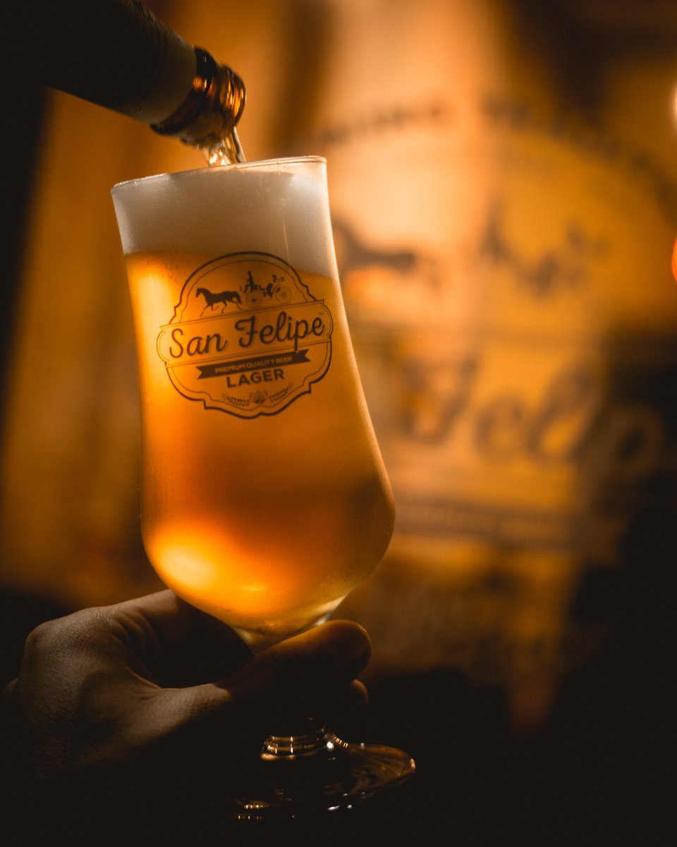 sanfelipebeer's tweet photo. ¡Hoy te mereces una cerveza San Felipe! #nacedelalma 

Comparte tus fotos disfrutando #cervezasanfelipe con el hashtag #viviendounlegado y hagamos historia juntos. https://t.co/JhmB74FGio