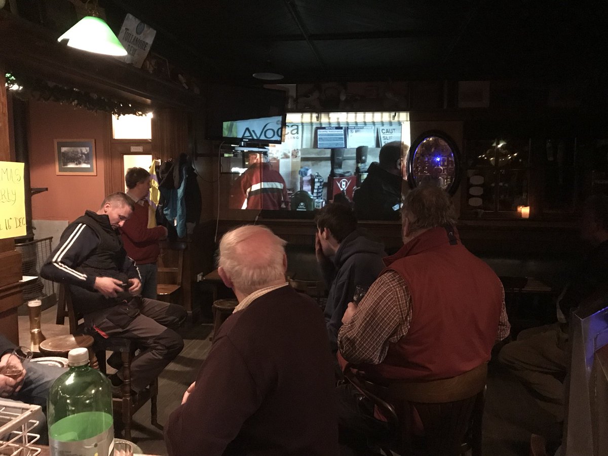 UnaSinnott's tweet photo. Local farmers of the Carnew area here are Parkbridge Pub listening and discussing farm safety. Good crowd and atmosphere in Aghowle. Young and old looking at images of dangers on the farm. 

@IFAmedia @farmersjournal @WicklowTweets @MauraCanning @AgriAware @AwarenessHeadTT https://t.co/GKftao4ooA