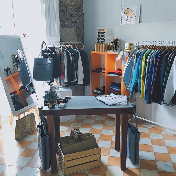 EresPioCCa's tweet photo. OS ESPERAMOS MAÑANA A PARTIR DE LAS 11H !!!
Detalles del Showroom en @showroomalmeria 

#piocca #showroom #regalos #navidad #almeria #popup #popupmarket #marcas #moda #diseñadores #diseños https://t.co/WskwhQbJ24