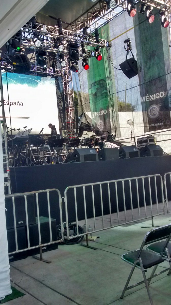 Navykaren2's tweet photo. Trabajando como negra y sin hora de salida 😖 (@ Paseo de los Gigantes in Heroica Puebla de Zaragoza, Puebla) https://t.co/PueKj7Lfi5 https://t.co/YubuXJWBuG